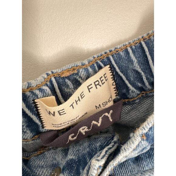 We The Free crvy outlaw wide-leg High Rise jeans in color drizzle, Medium Short - Picture 3 of 9